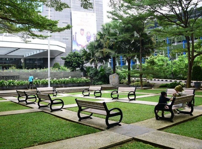 Terapkan Green Building, Kantor Pusat Kementerian PUPR Jadi Destinasi  Wisata Sebumi Jakarta City Tour - Tropis.co | Berita ekonomi dan lingkungan